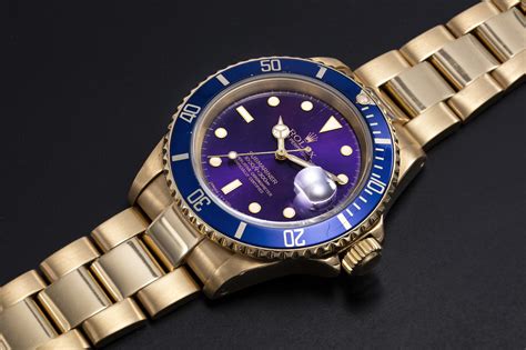 rolex submariner gold case